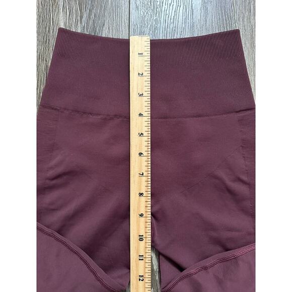 Lululemon Ebb To Street Pant size 4 Black Cherry - Picture 3 of 6